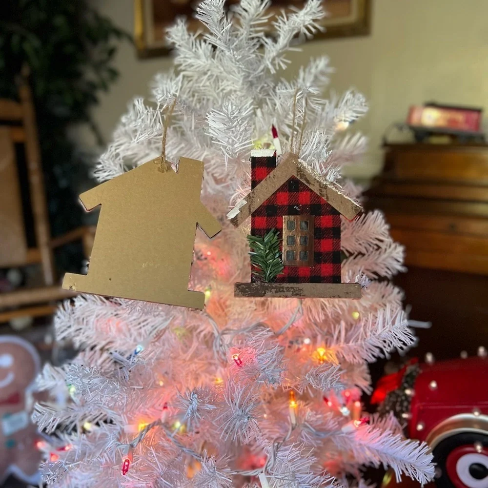 2x Vintage Christmas House Ornaments